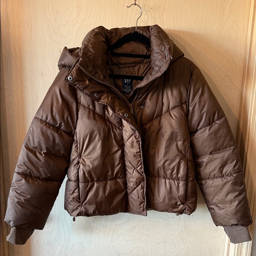 GAP Women's Chocolate Puffer Jacket